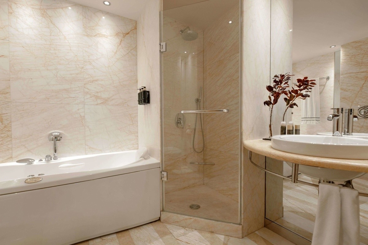 Melia Athens