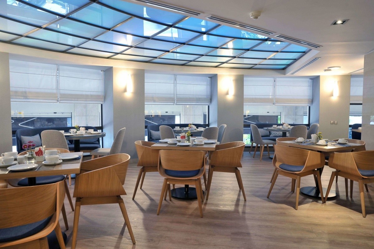 Melia Athens