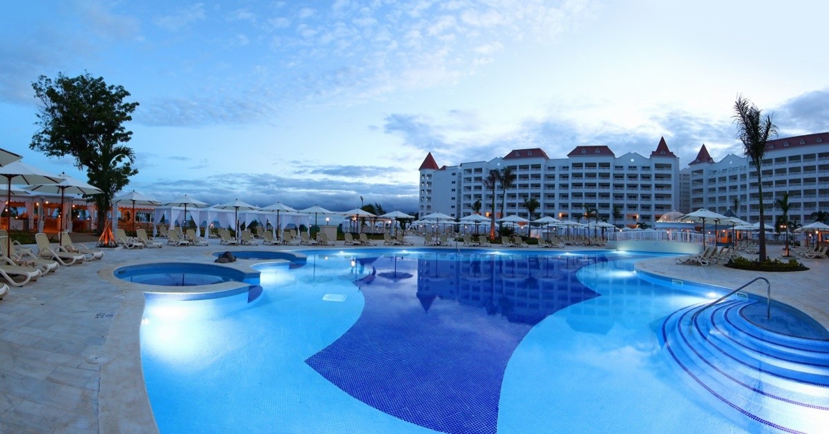Luxury Bahia Principe Runaway Bay