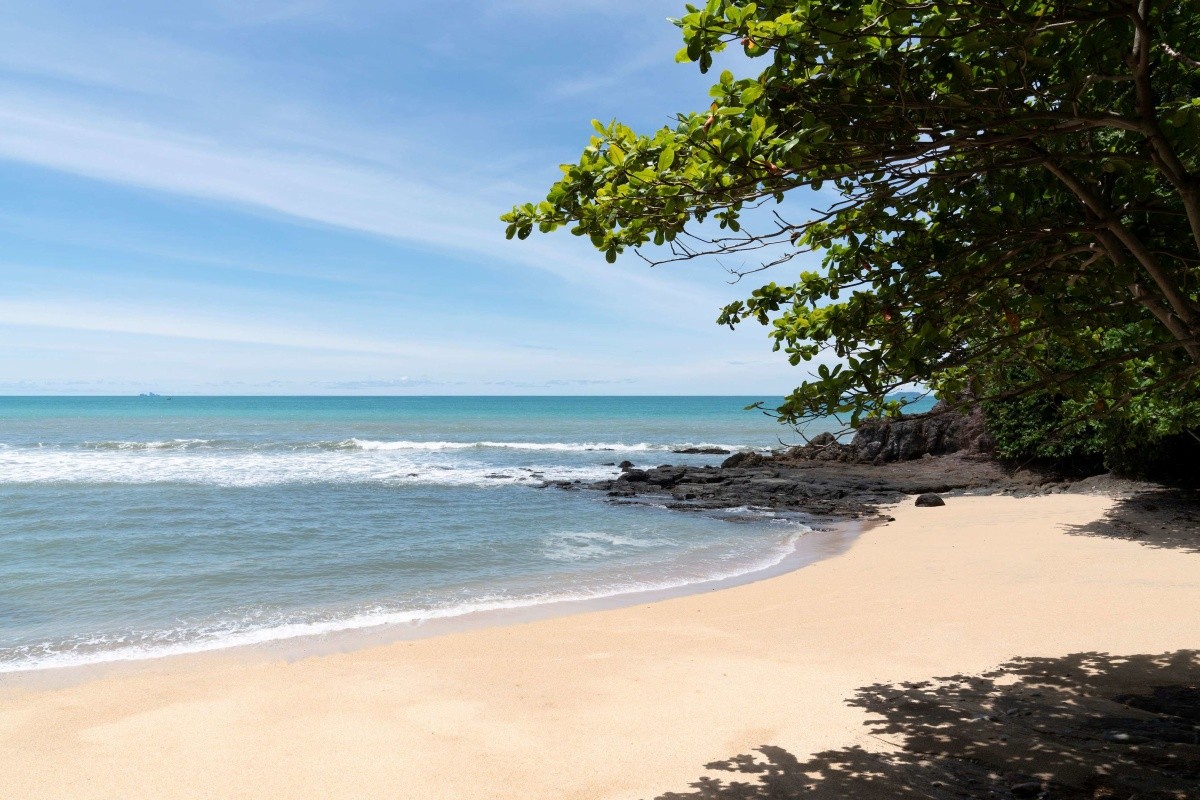 Avani Koh Lanta Resort