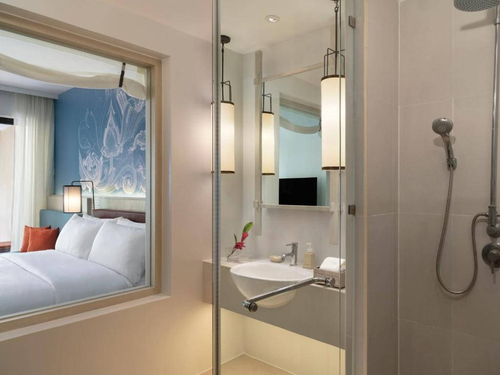 Avani Koh Lanta Resort