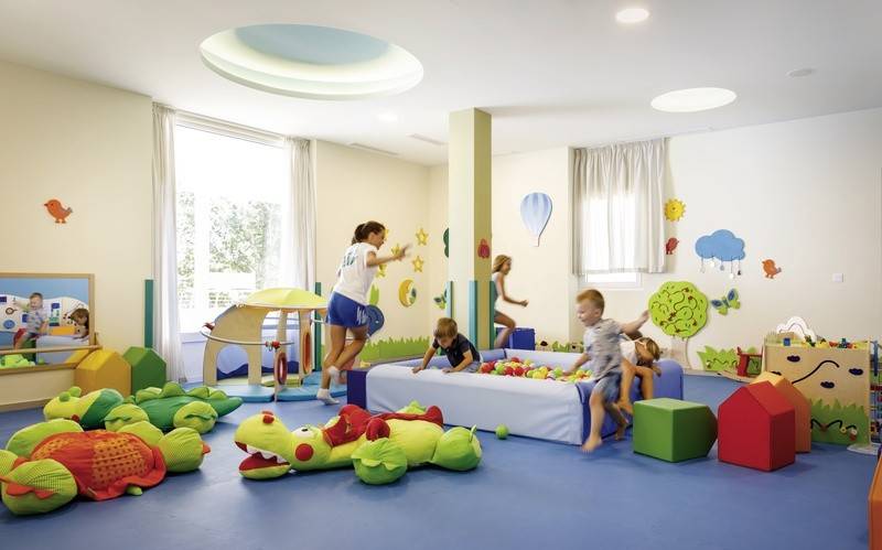 Valamar Girandella Family Hotel