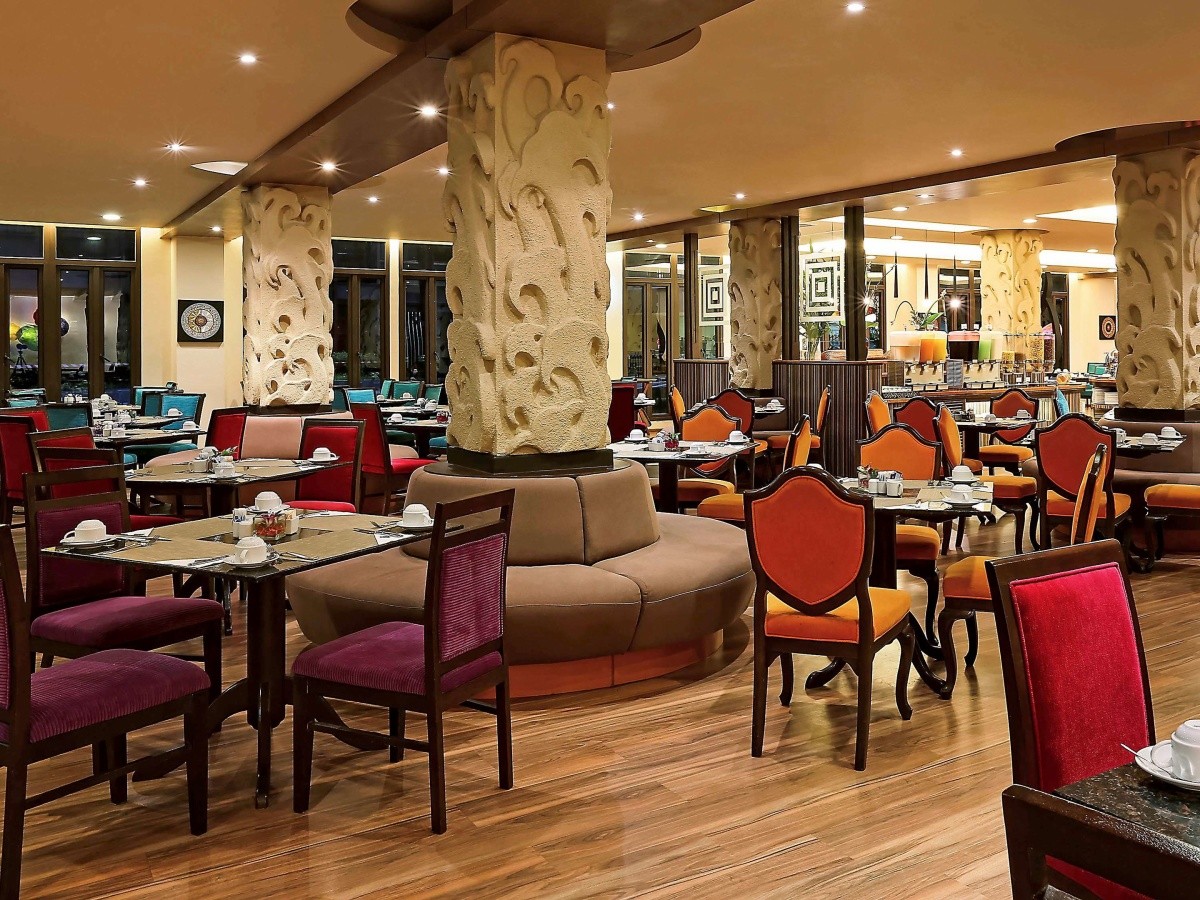 Novotel Phuket Vintage Park