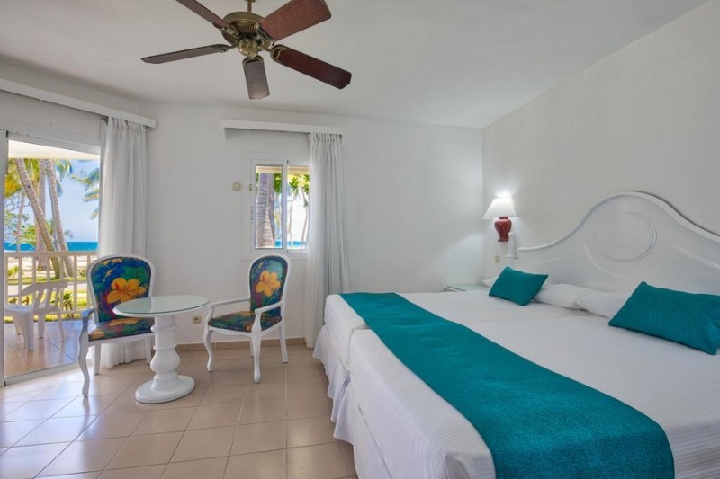 Playabachata Resort