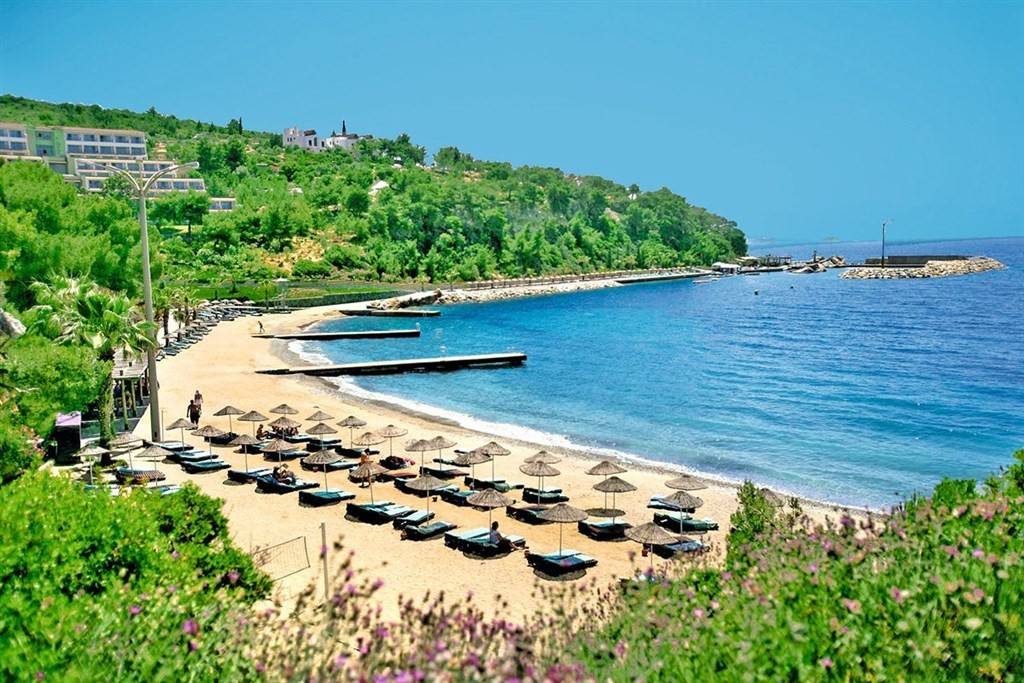 Pine Bay Holiday Resort