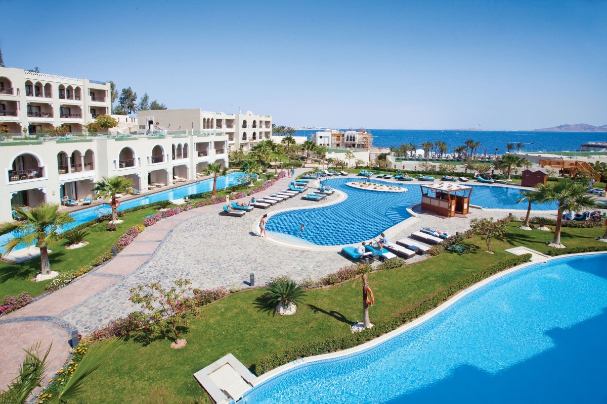 Sunrise Grand Select Arabian Beach Resort