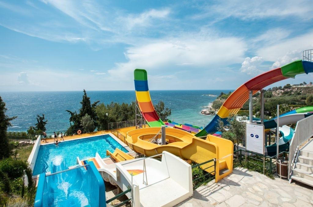 Sealight Resort