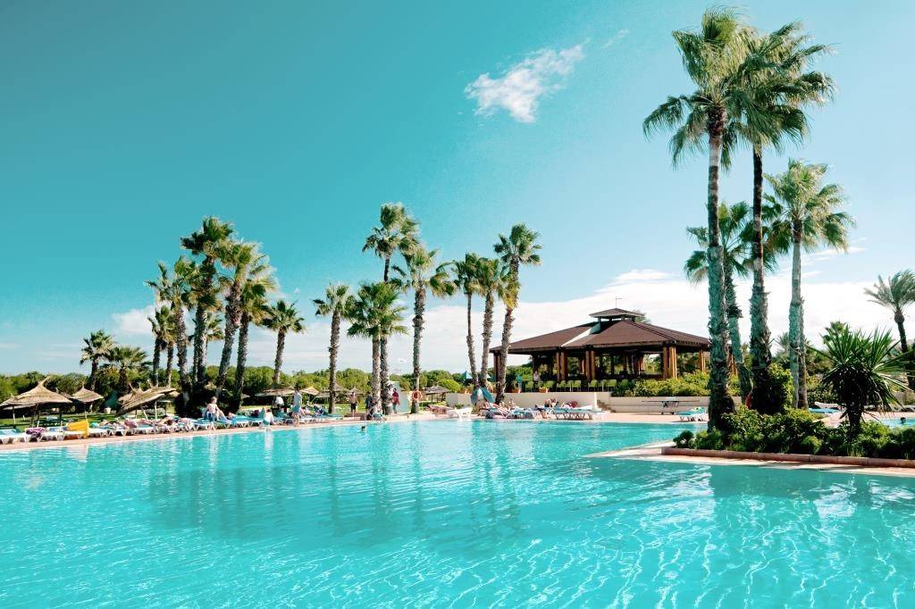 Sahara Beach Aquapark Resort