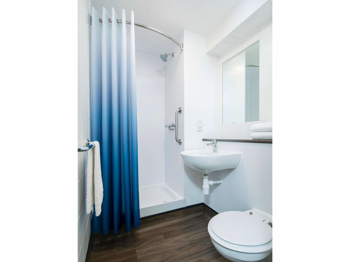 Travelodge London Central City Road