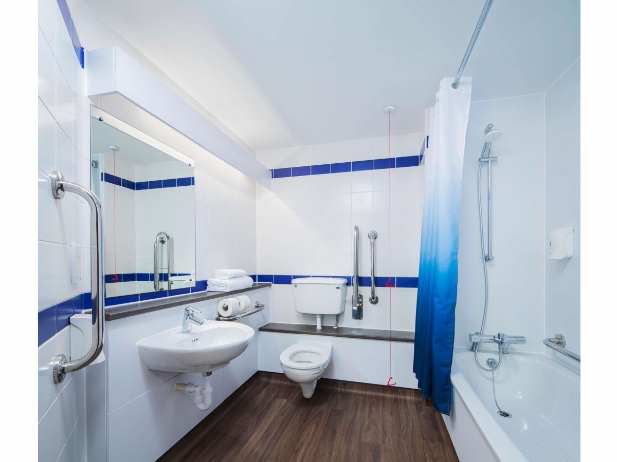 Travelodge London Central City Road