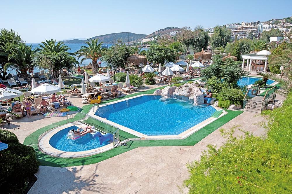 Royal Asarlik Beach