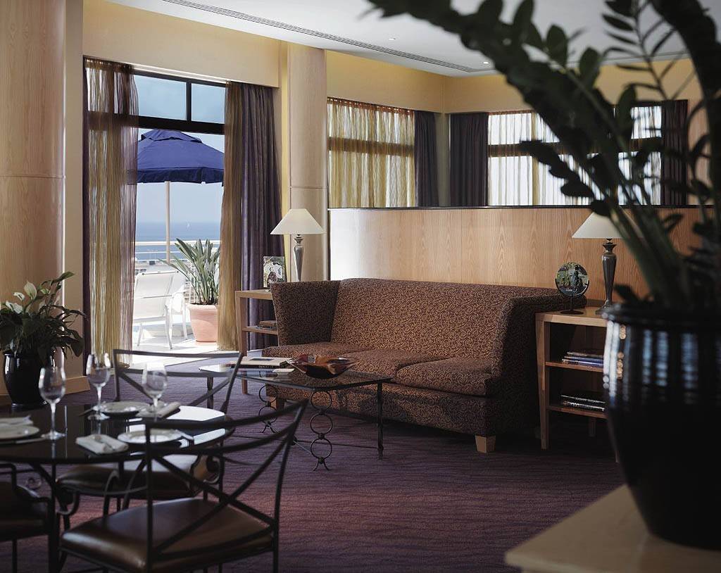 Intercontinental