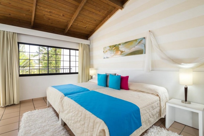 Bluebay Villas Doradas