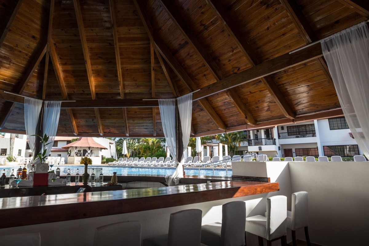 Bluebay Villas Doradas