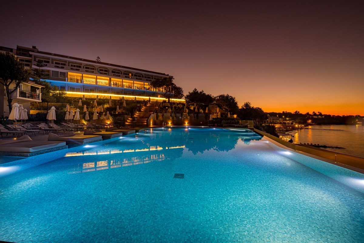 Alexandra Beach Resort & Spa