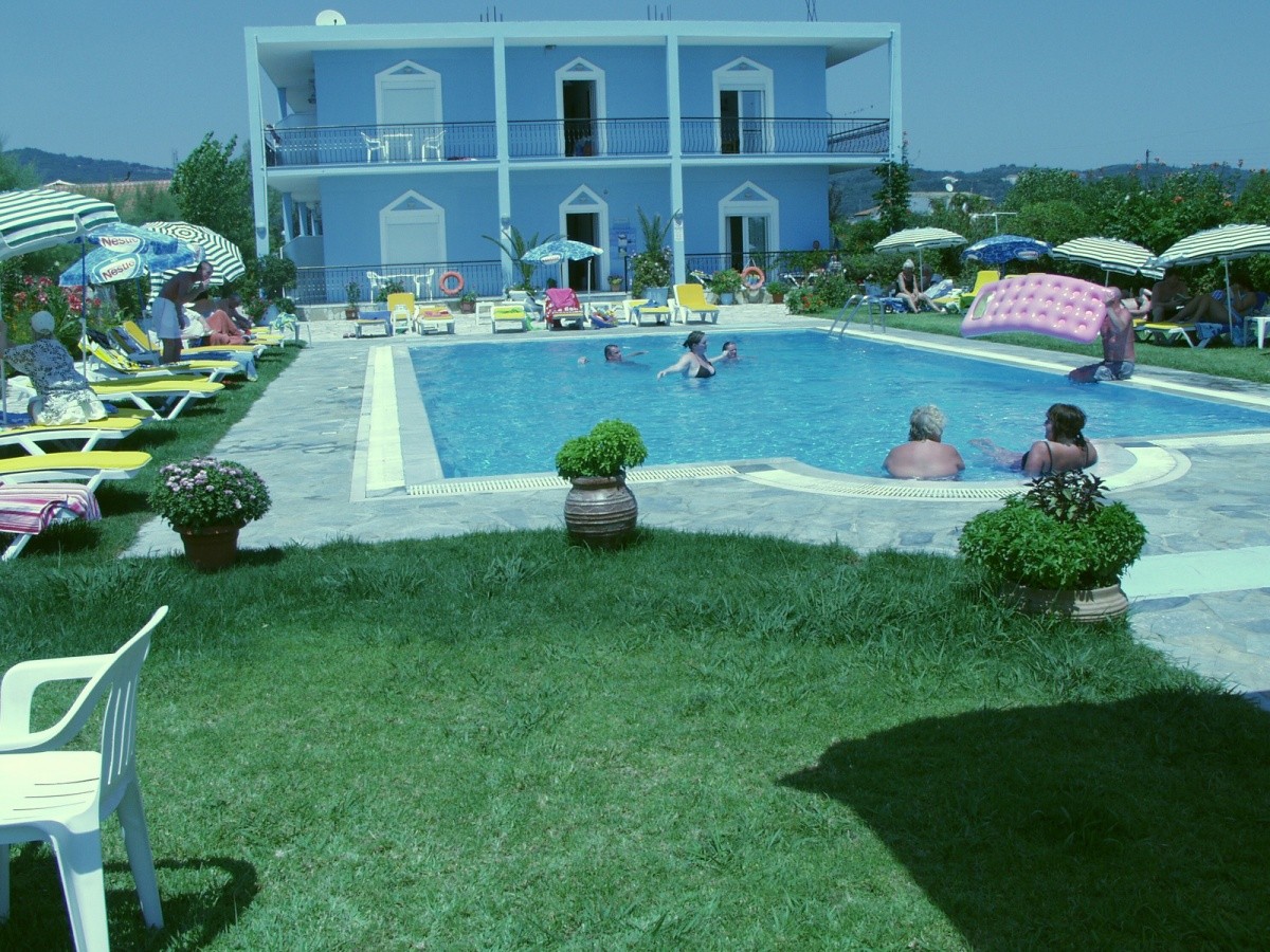Studia Blue Diamond