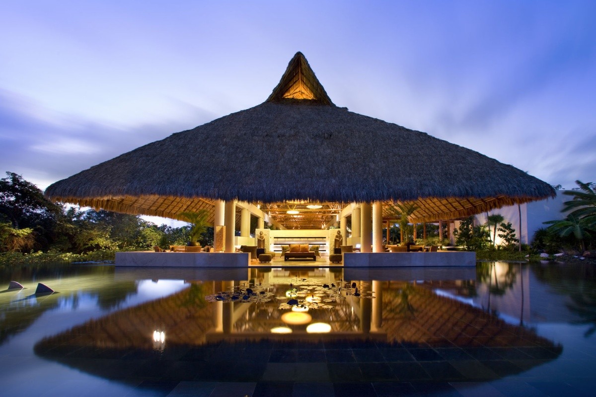 Blue Diamond Luxury Boutique (Playacar)