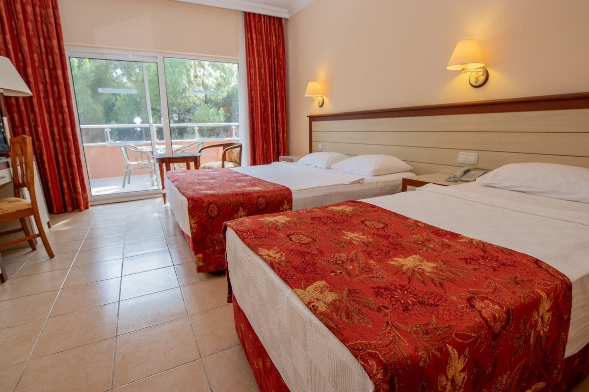 Kustur Club Holiday Village