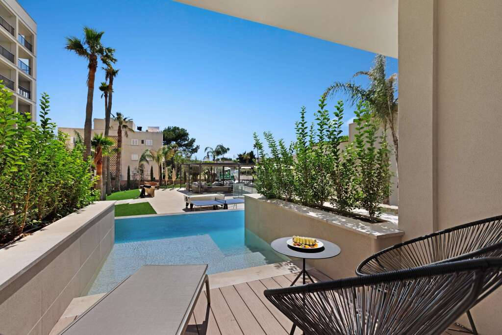 Mac Paradiso Garden