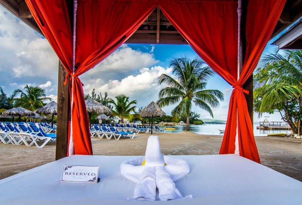 The Jewel Paradise Cove