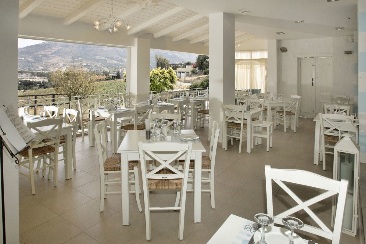 Eva Mare Hotel & Suites