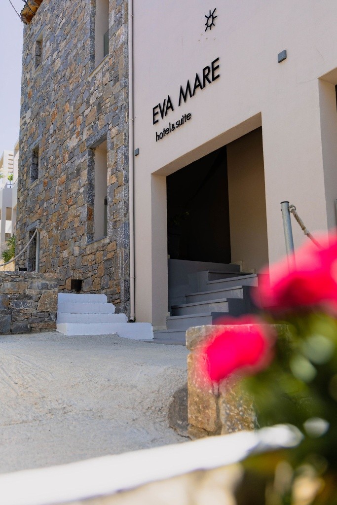Eva Mare Hotel & Suites