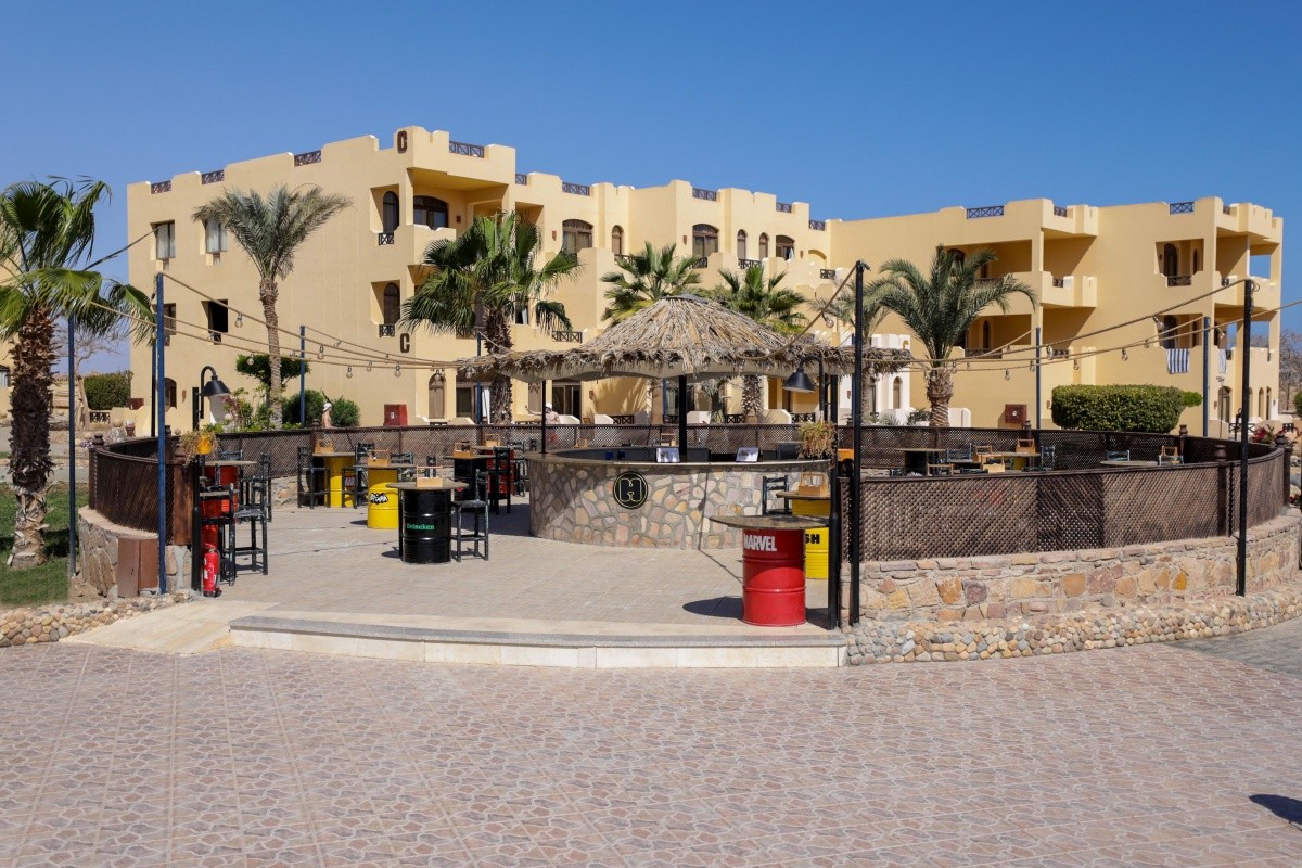 Blend Elphistone Resort