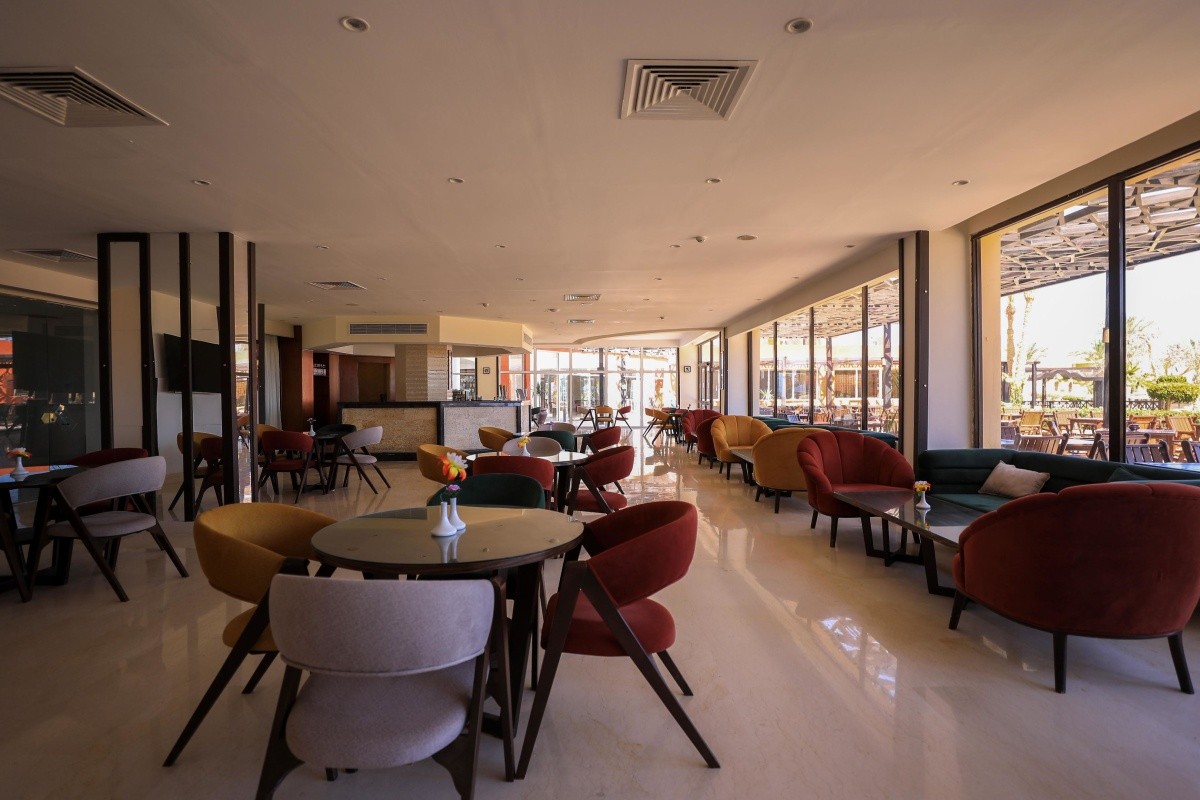 Blend Elphistone Resort