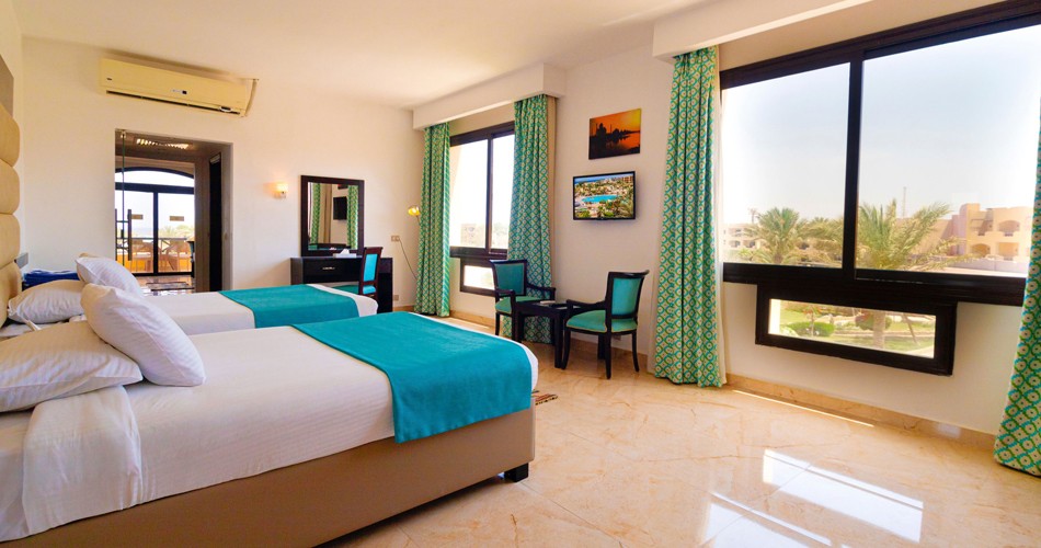 Blend Elphistone Resort