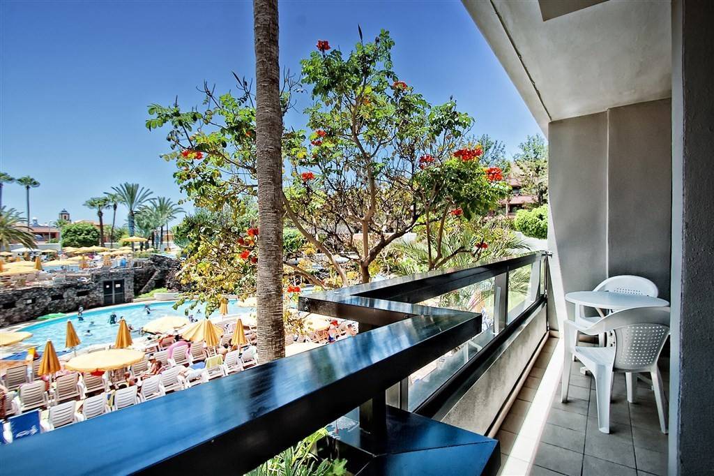 Spring Hotel Bitacora