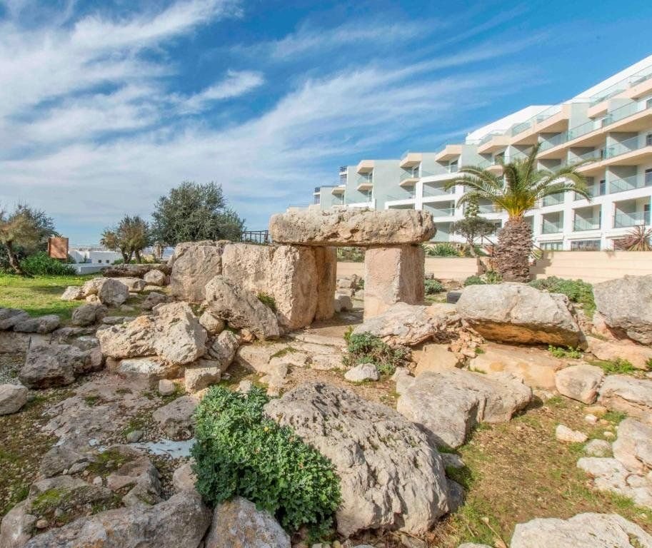 Doubletree By Hilton Malta (Ex. Dolmen Resort)