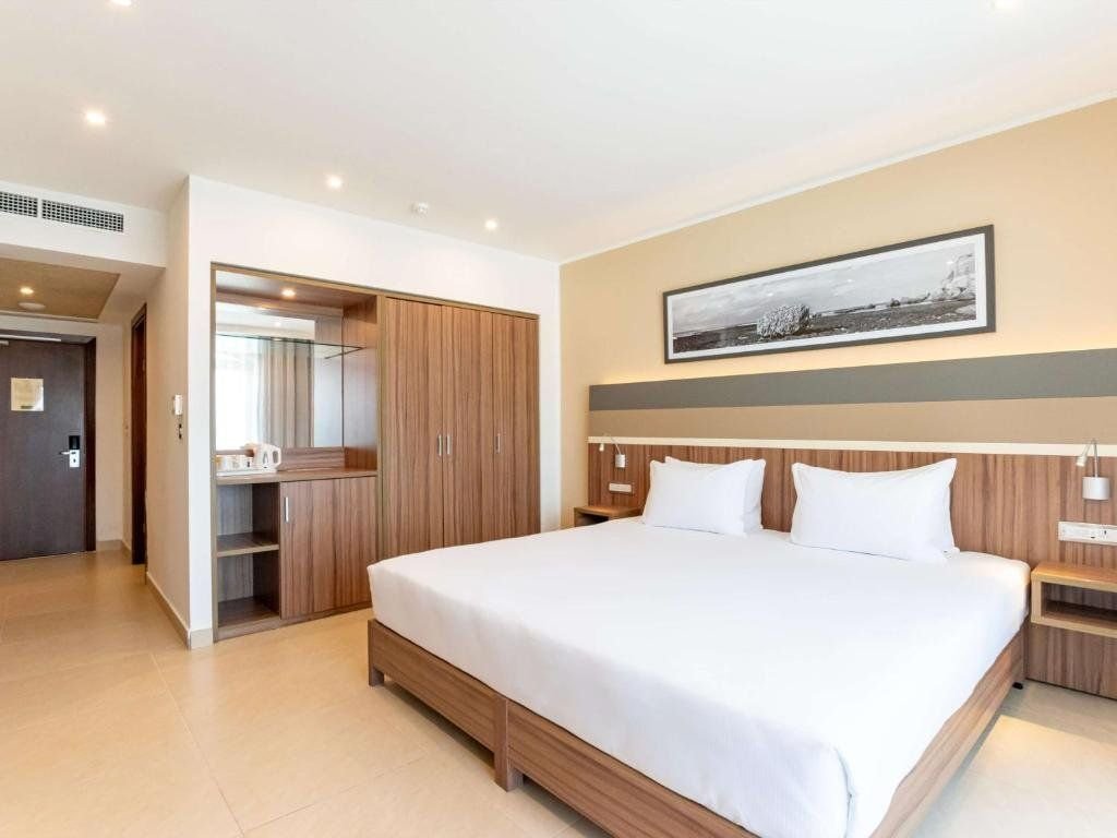 Doubletree By Hilton Malta (Ex. Dolmen Resort)