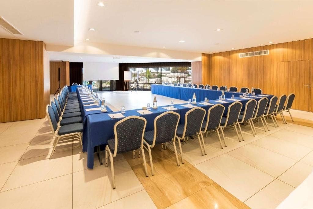 Doubletree By Hilton Malta (Ex. Dolmen Resort)