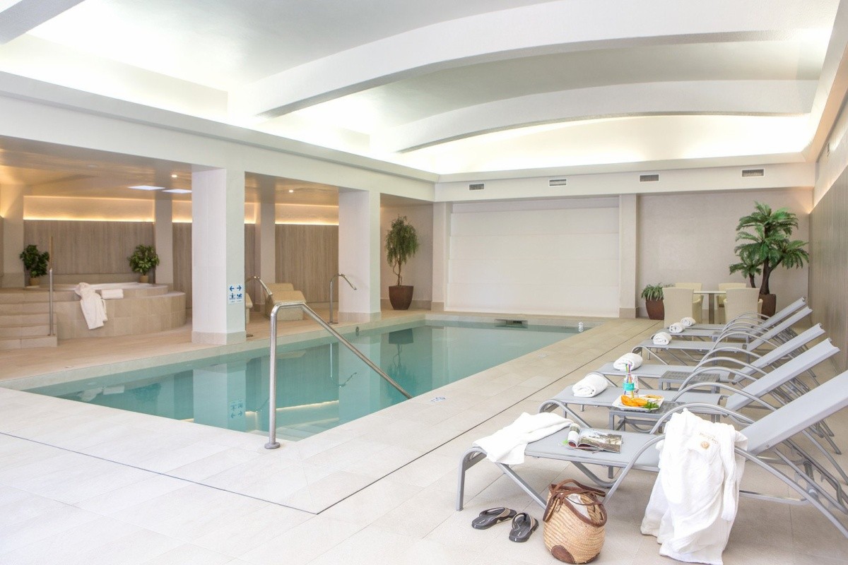 Sabina & Suites Hotel
