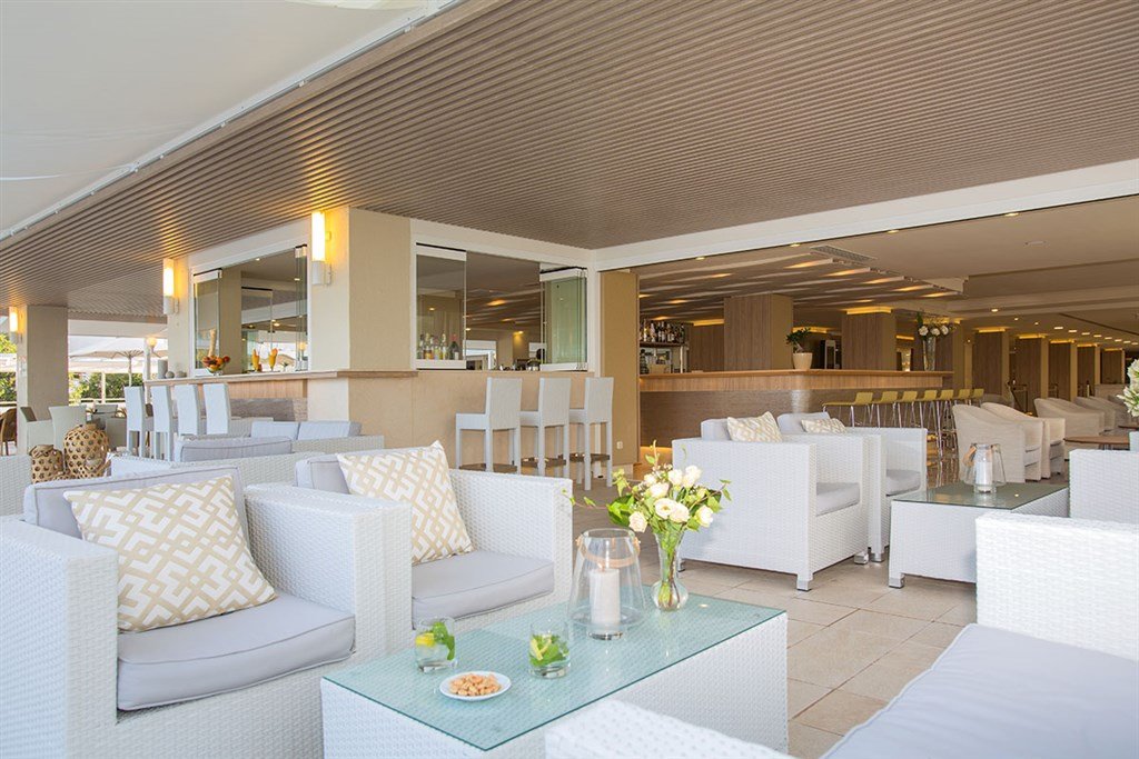 Sabina & Suites Hotel