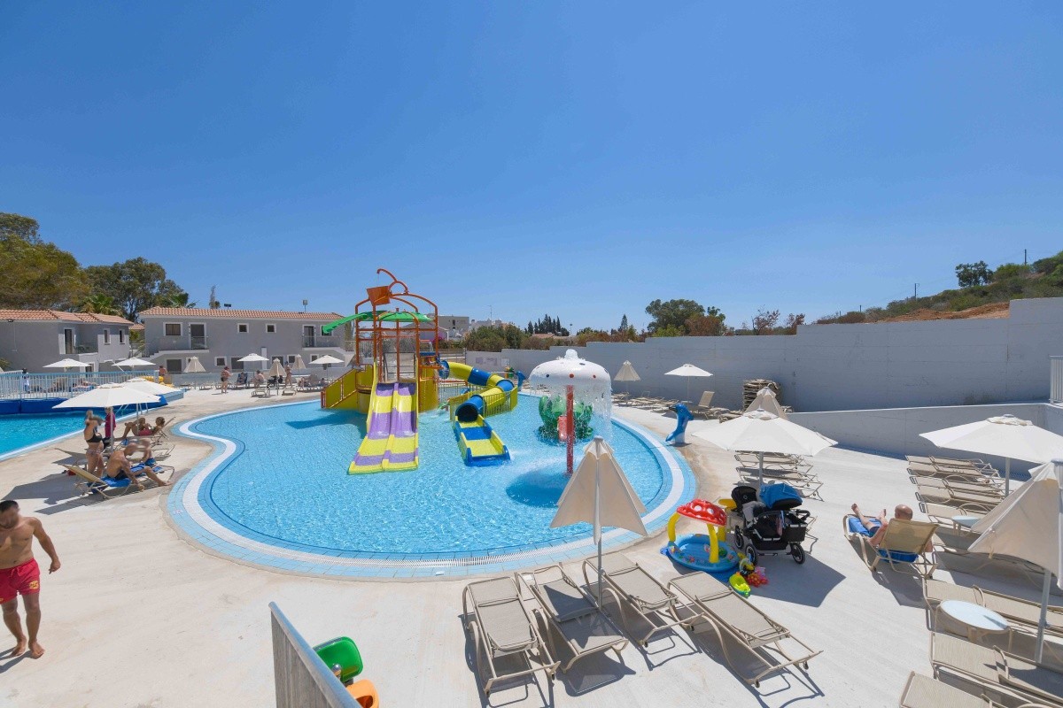 Narcissos Waterpark Resort