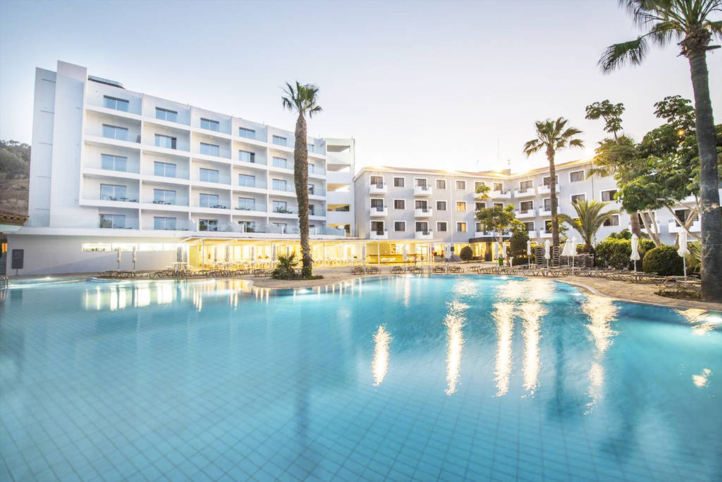 Narcissos Waterpark Resort