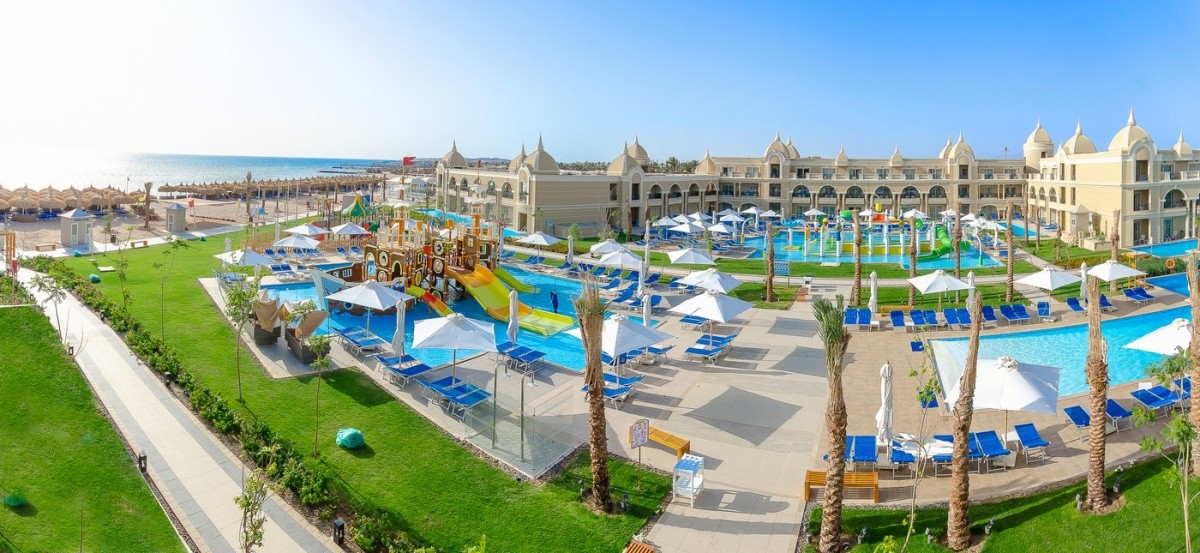 Titanic Royal Resort