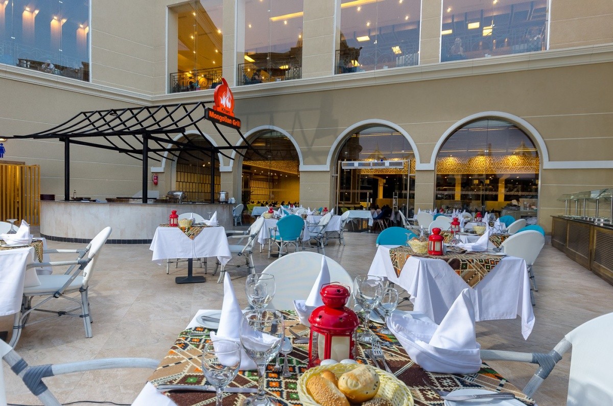 Titanic Royal Resort