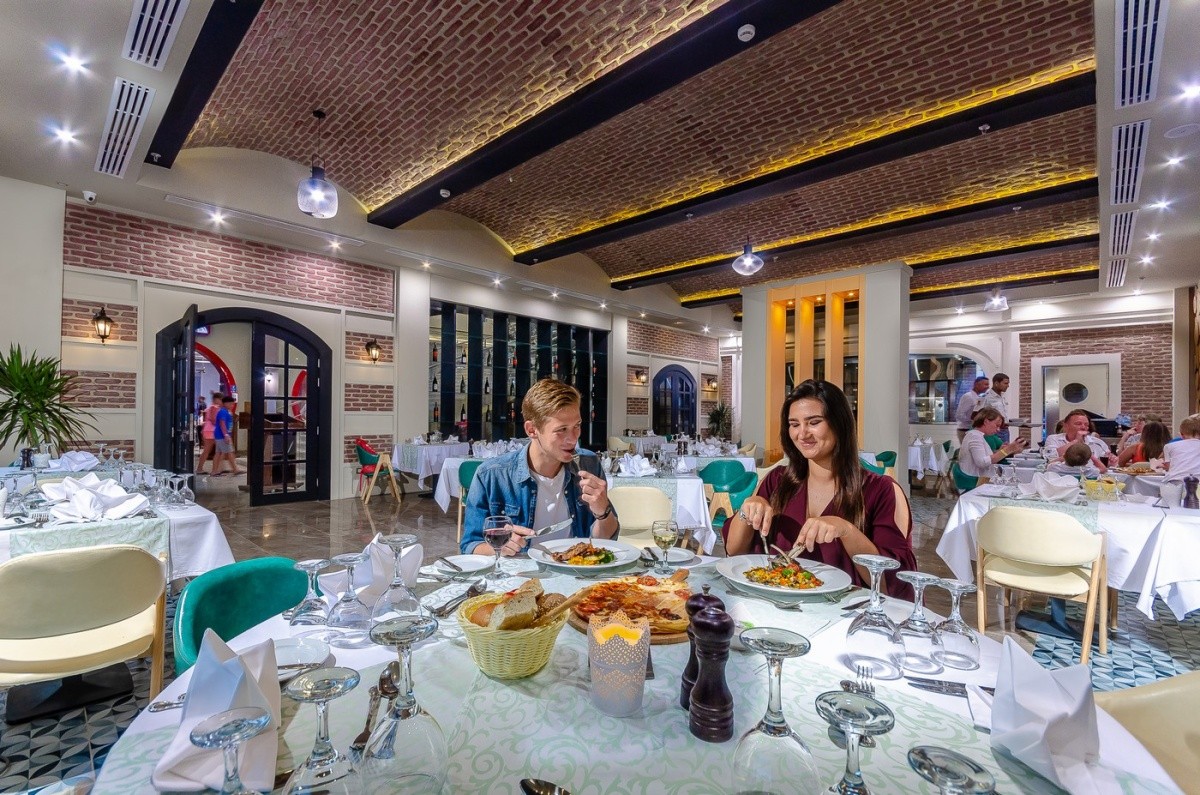 Titanic Royal Resort