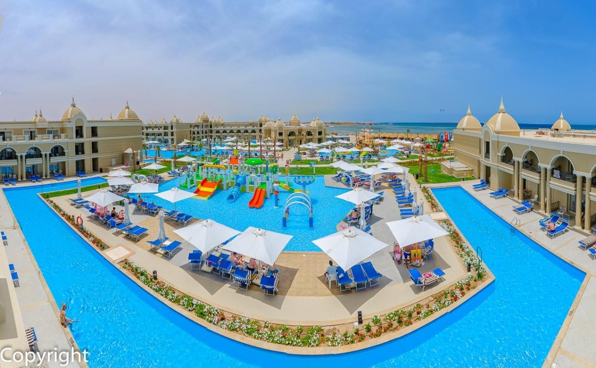 Titanic Royal Resort