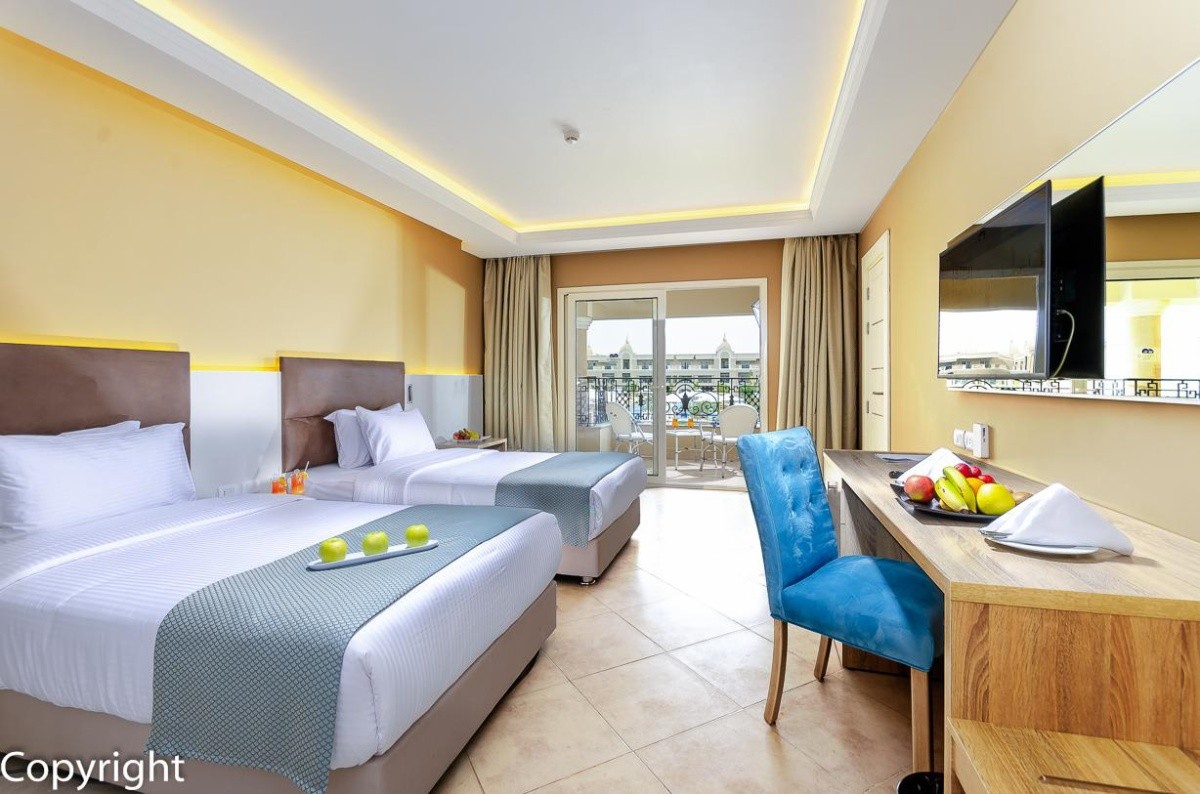 Titanic Royal Resort