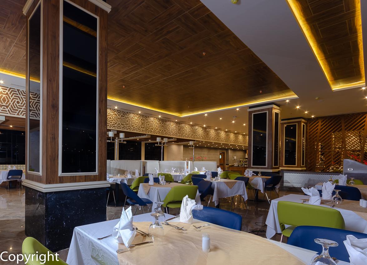 Titanic Royal Resort