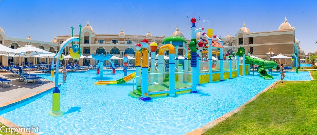 Titanic Royal Resort