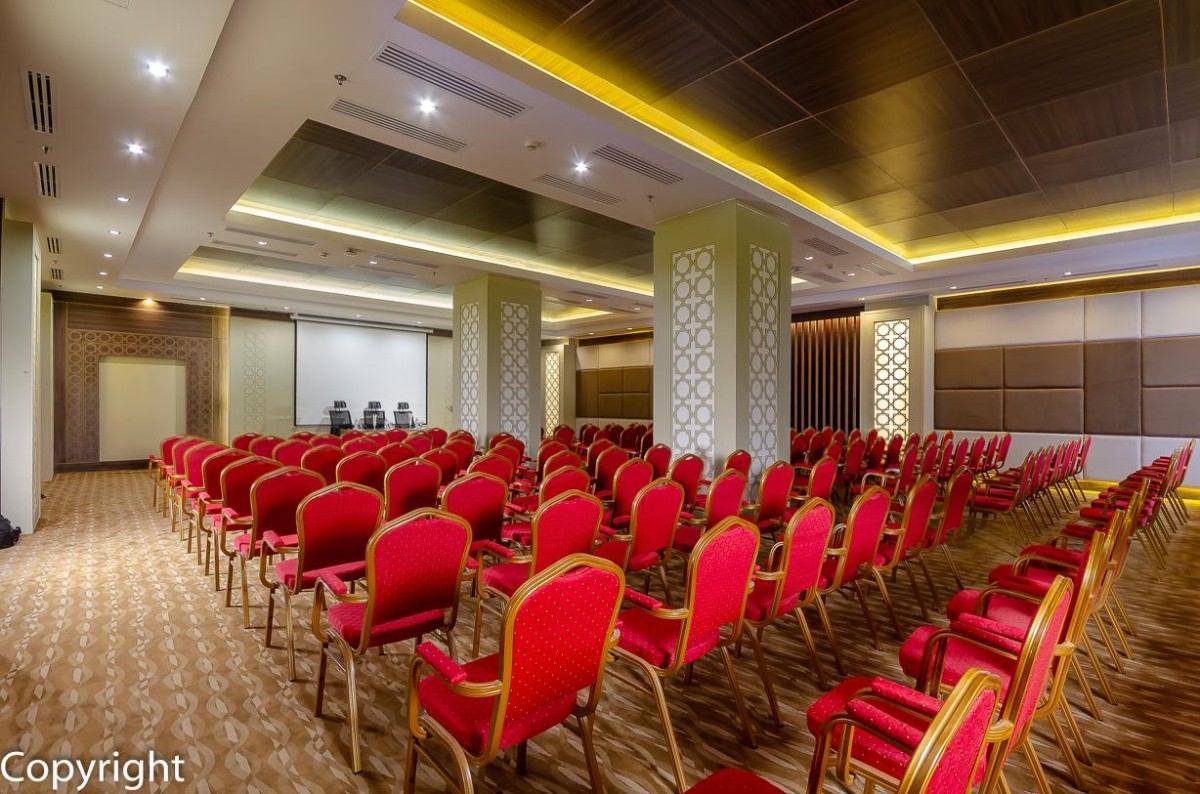 Titanic Royal Resort