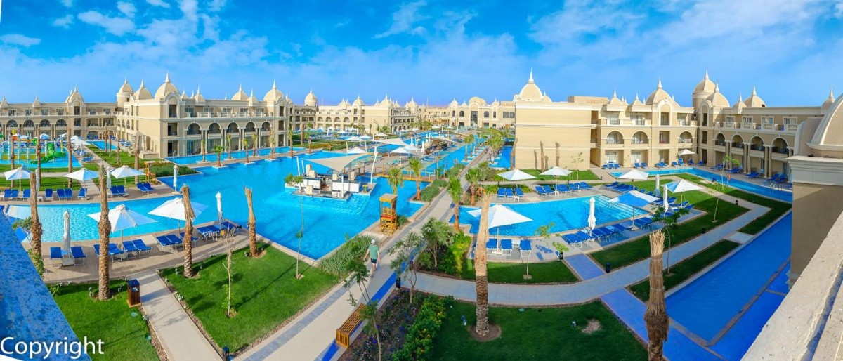 Titanic Royal Resort