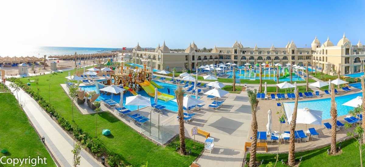 Titanic Royal Resort