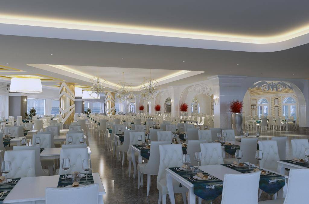 Granada Luxury Beach