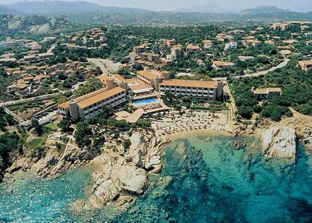 Grand Smeraldo Beach