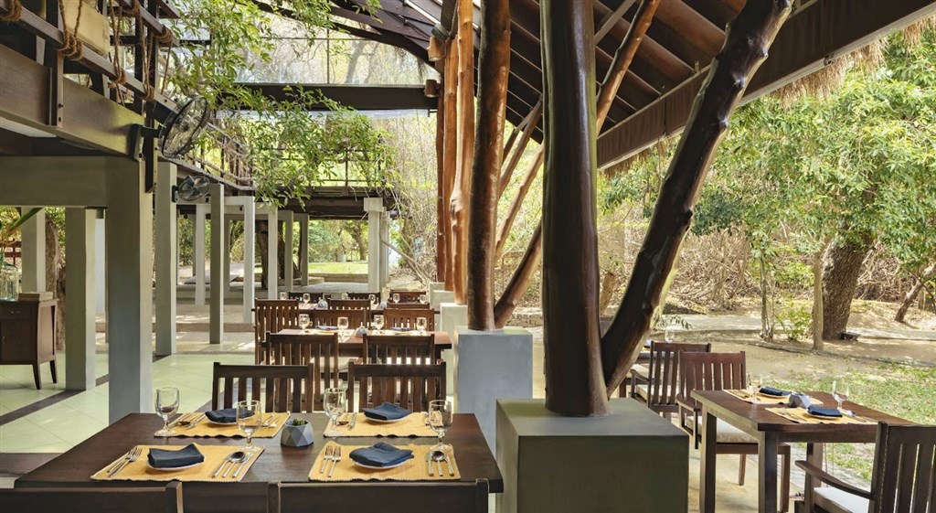 Jungle Beach Resort